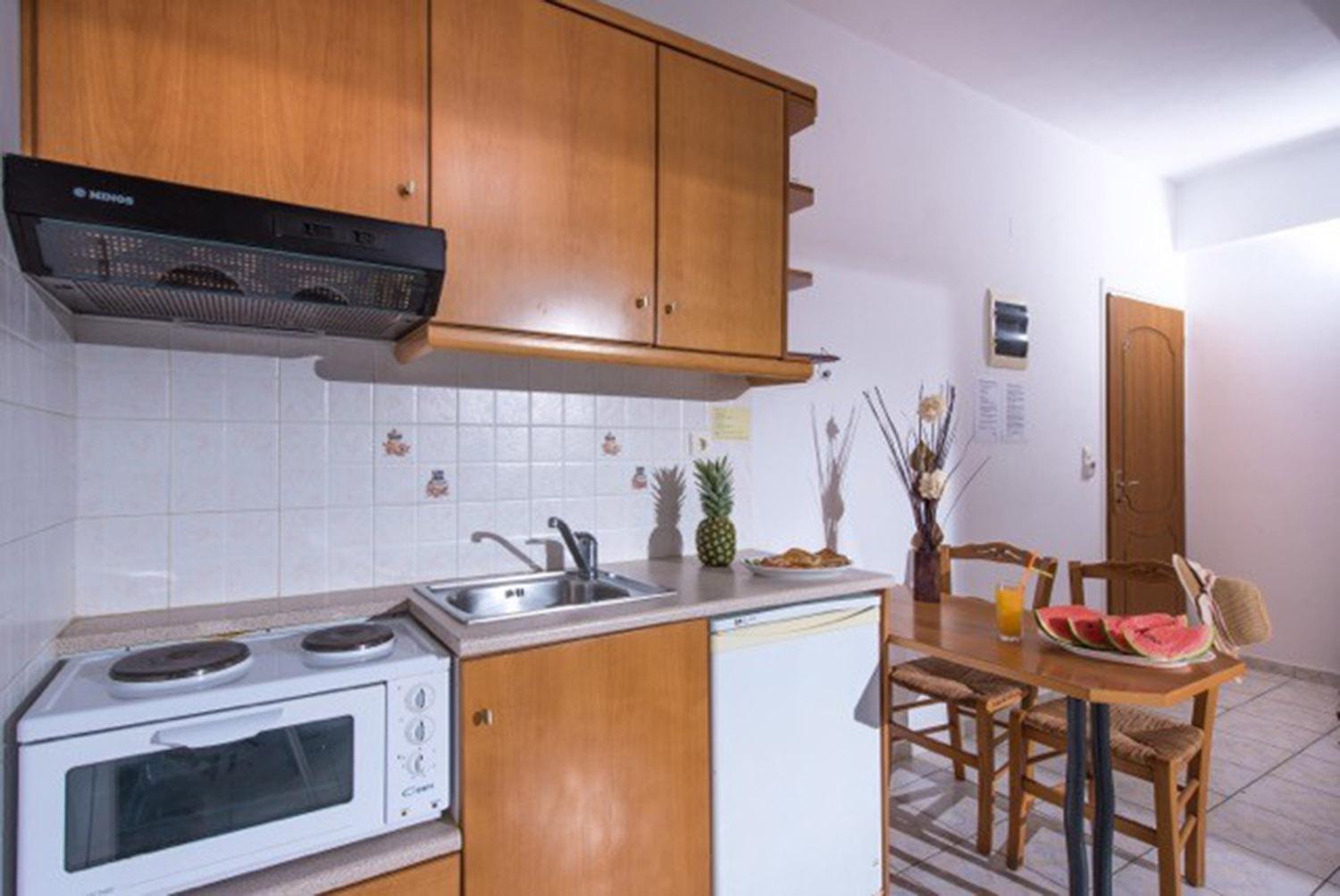 Irida Apartments By Estia Малиа Экстерьер фото